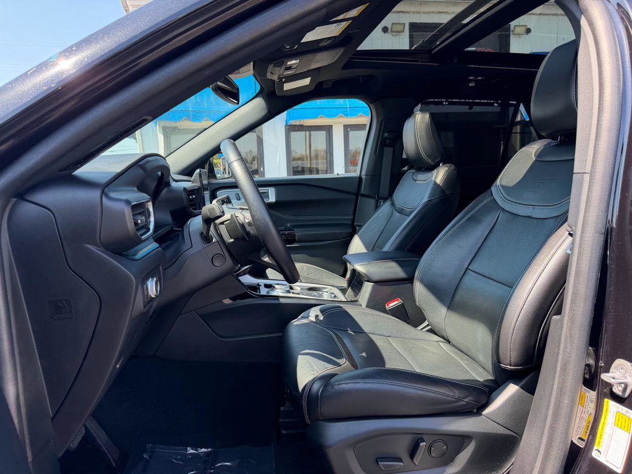 Used 2022 Ford Explorer ST w/ Equipment Group 401A image 11