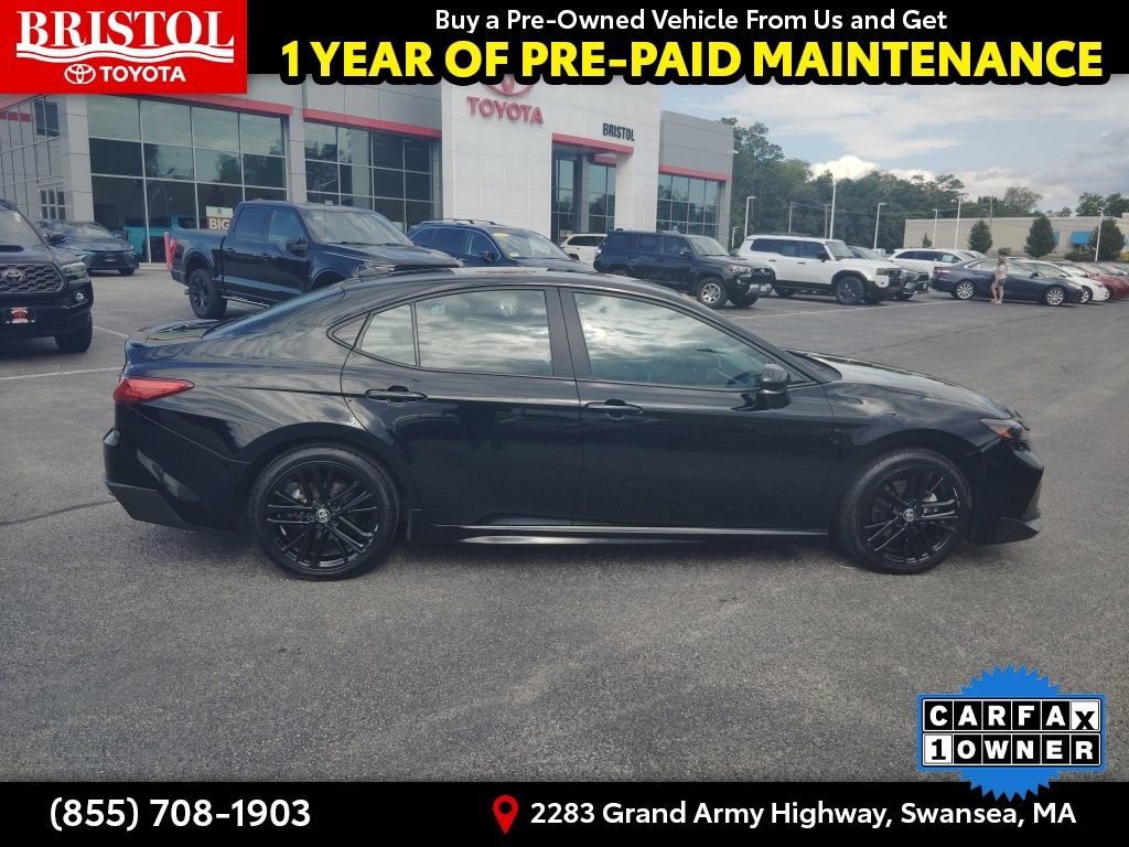 Used 2025 Toyota Camry SE FWD image 8