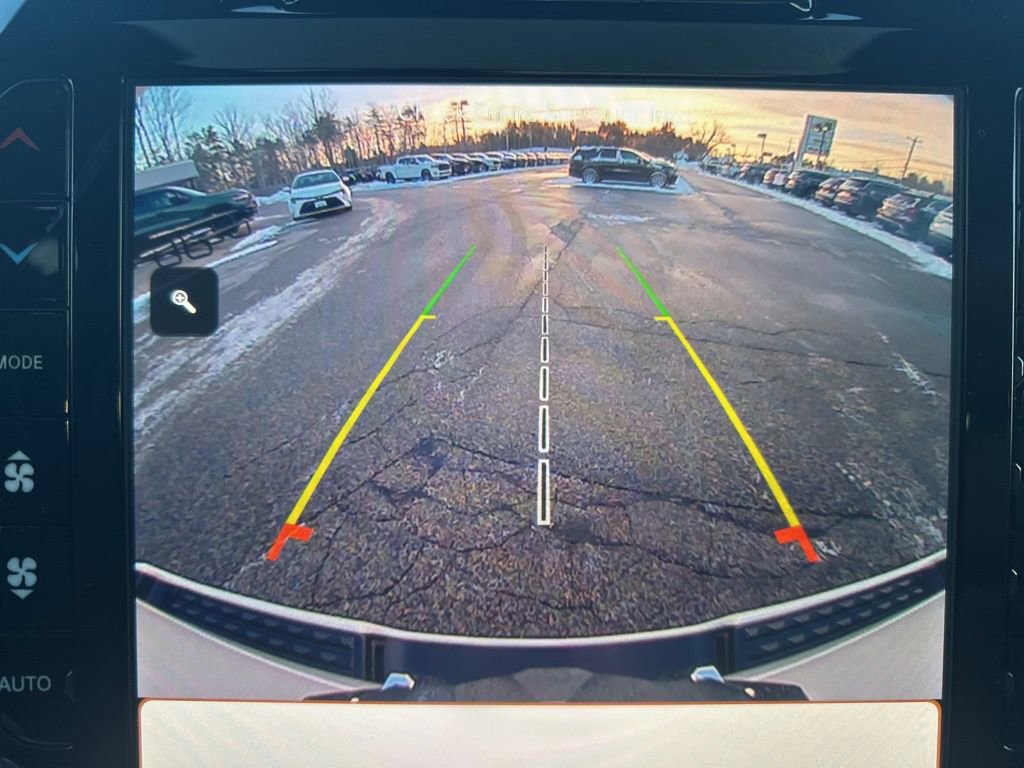 Used 2023 RAM 1500 Limited w/ Body Color Bumper Group image 26