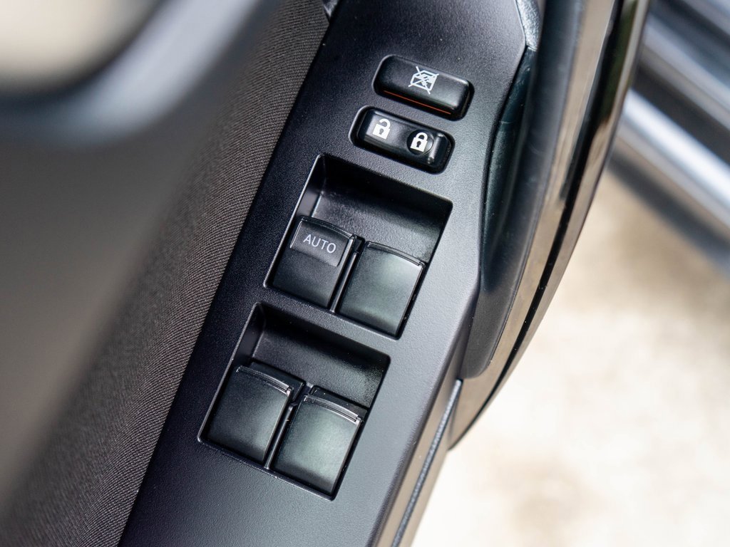 Used 2016 Scion iM Base image 16