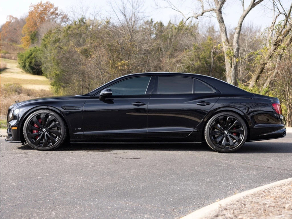 Certified 2022 Bentley Flying Spur W12 image 8