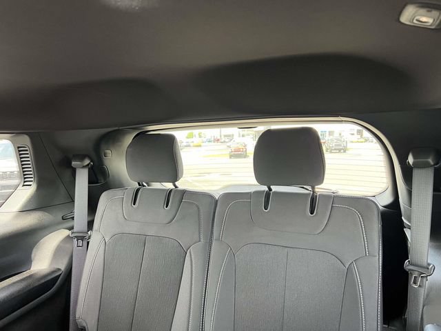 New 2026 Jeep Grand Cherokee L Laredo AWD/4WD image 22