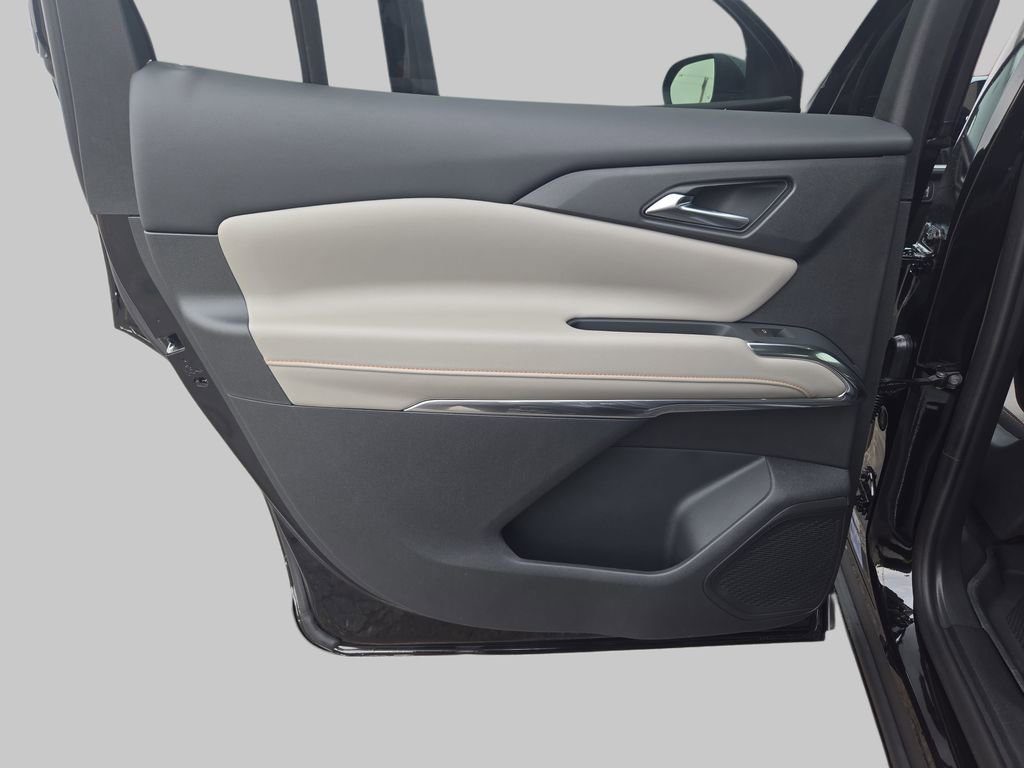 New 2026 Chevrolet Traverse LT w/ Midnight/Sport Edition AWD/4WD image 18