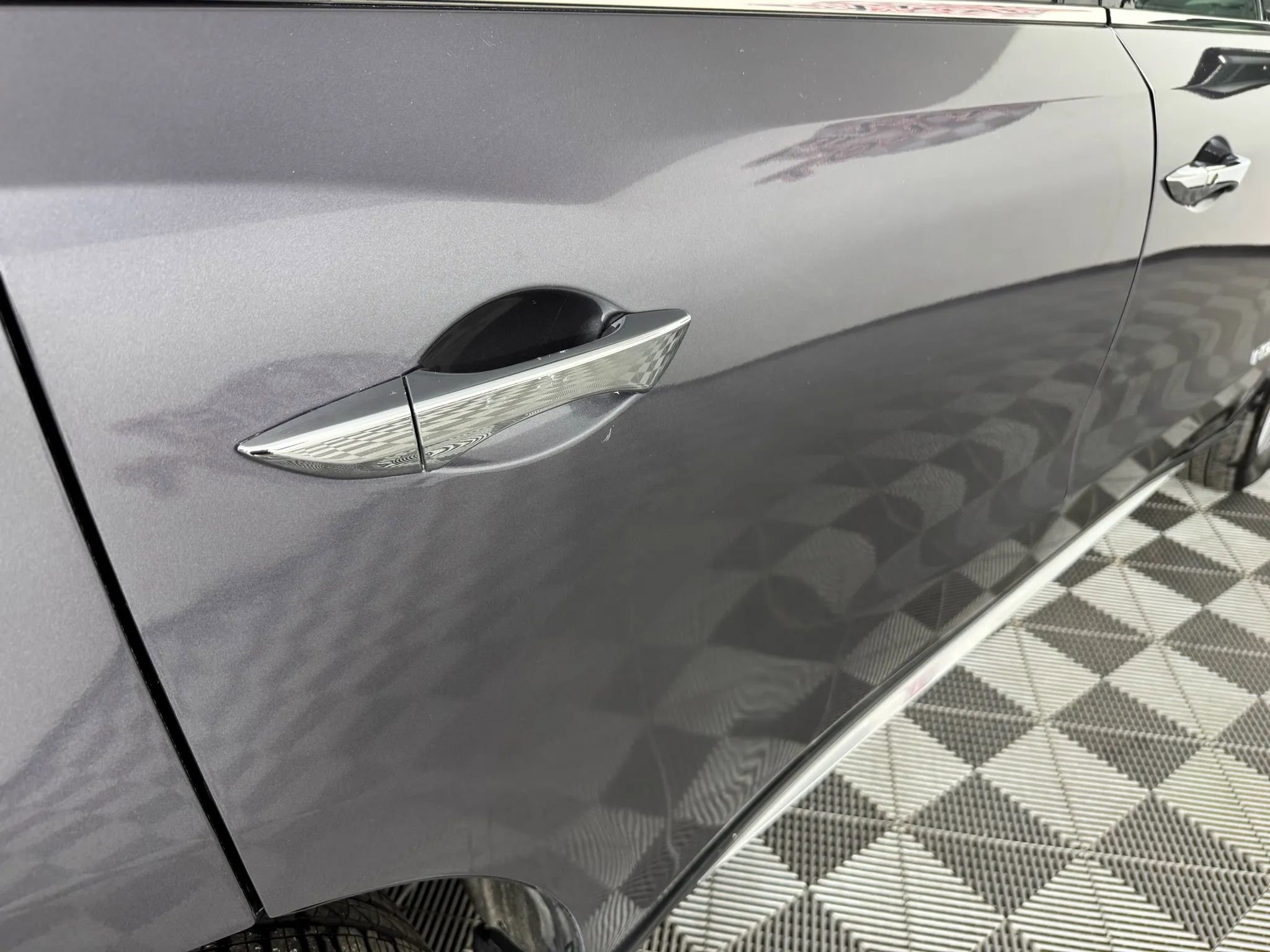 Used 2020 Acura MDX SH-AWD image 32