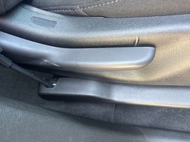 Used 2023 Chevrolet Traverse LT w/ Midnight/Sport Edition image 15