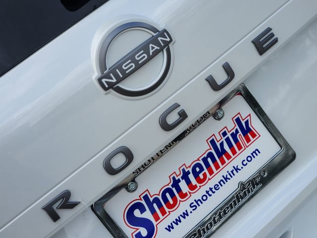 New 2026 Nissan Rogue SV w/ SV Premium Package image 8
