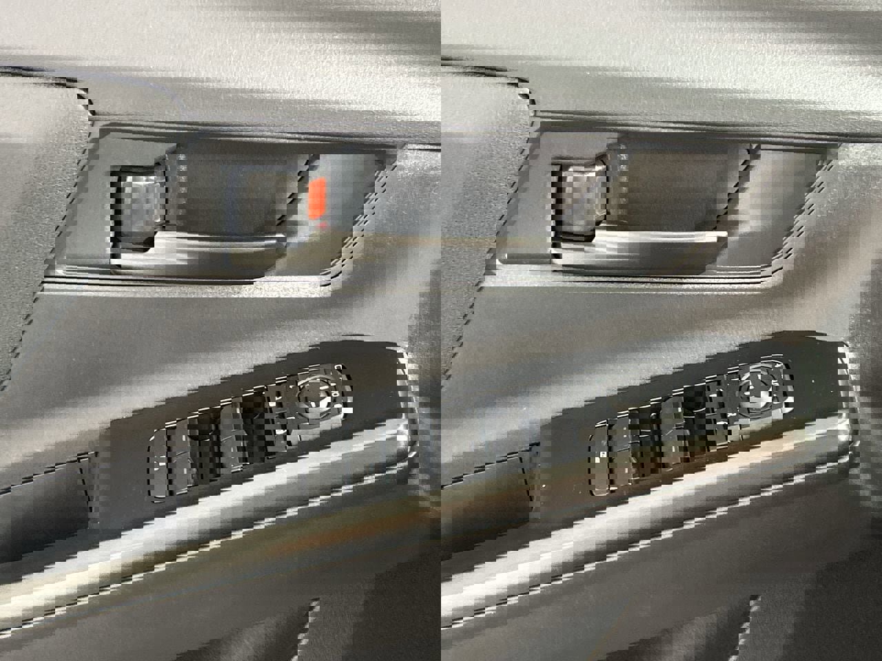 Used 2026 Toyota bZ FWD image 18