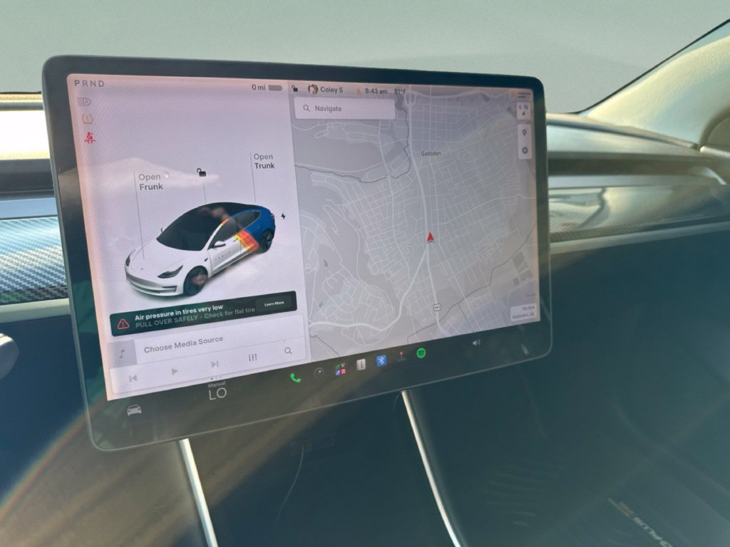 Used 2018 Tesla Model 3 Long Range RWD image 13