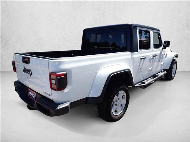 Used 2021 Jeep Gladiator Sport AWD/4WD image 4