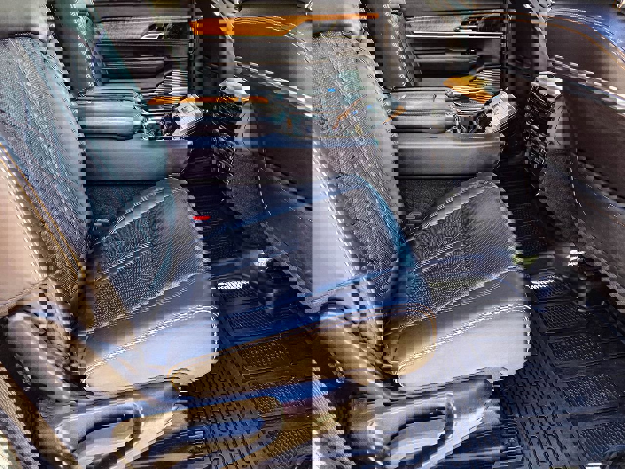 Used 2022 Jeep Grand Wagoneer Series III AWD/4WD image 45