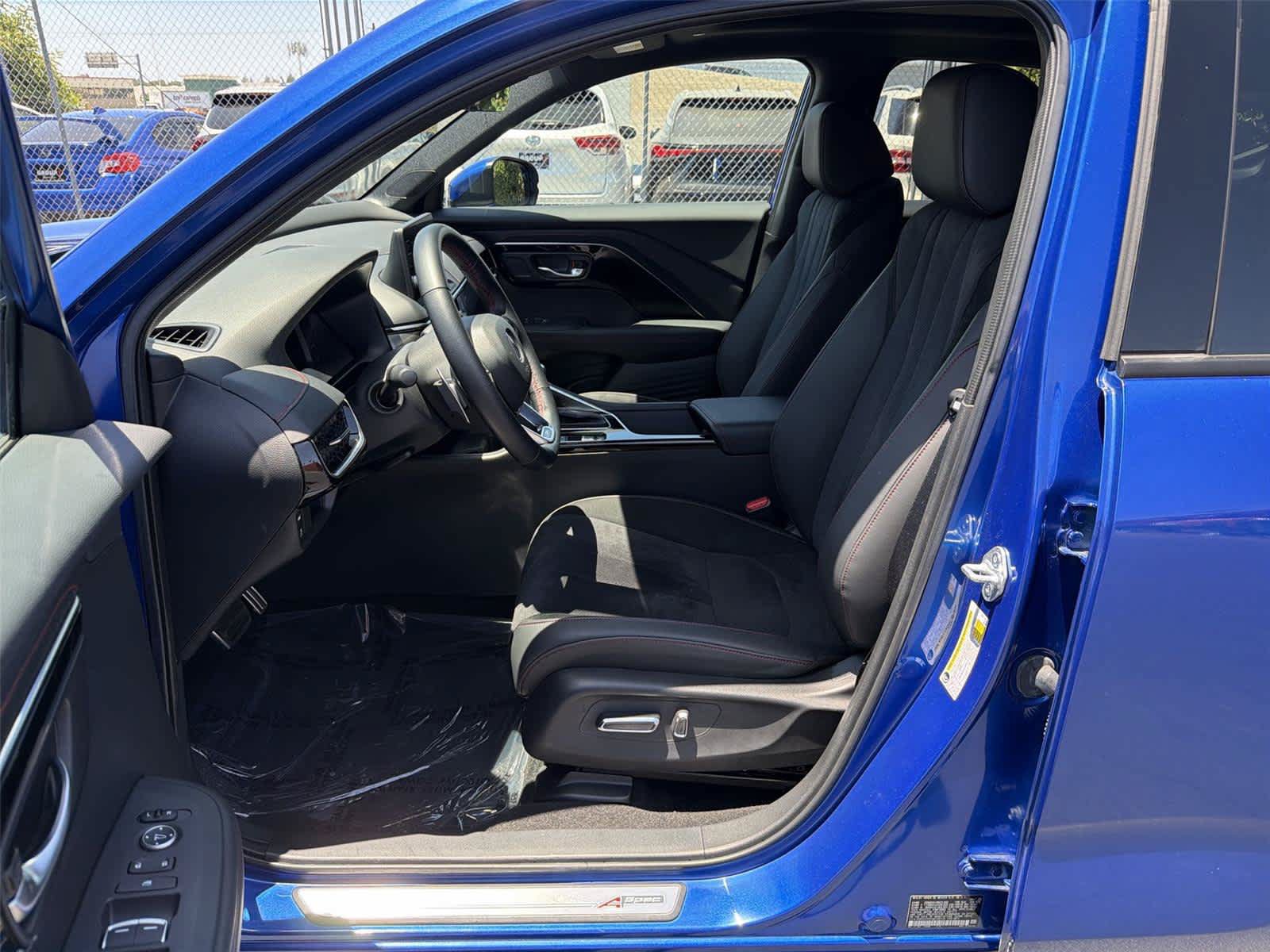Certified 2025 Acura ADX A-Spec AWD/4WD image 12