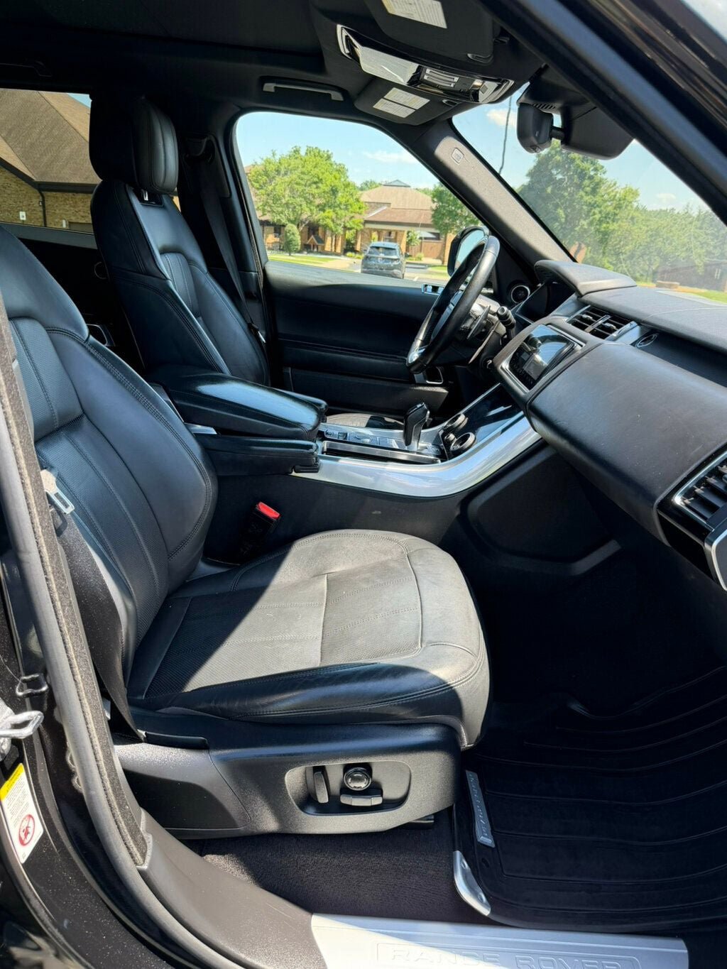 Used 2018 Land Rover Range Rover Sport Supercharged AWD/4WD image 11