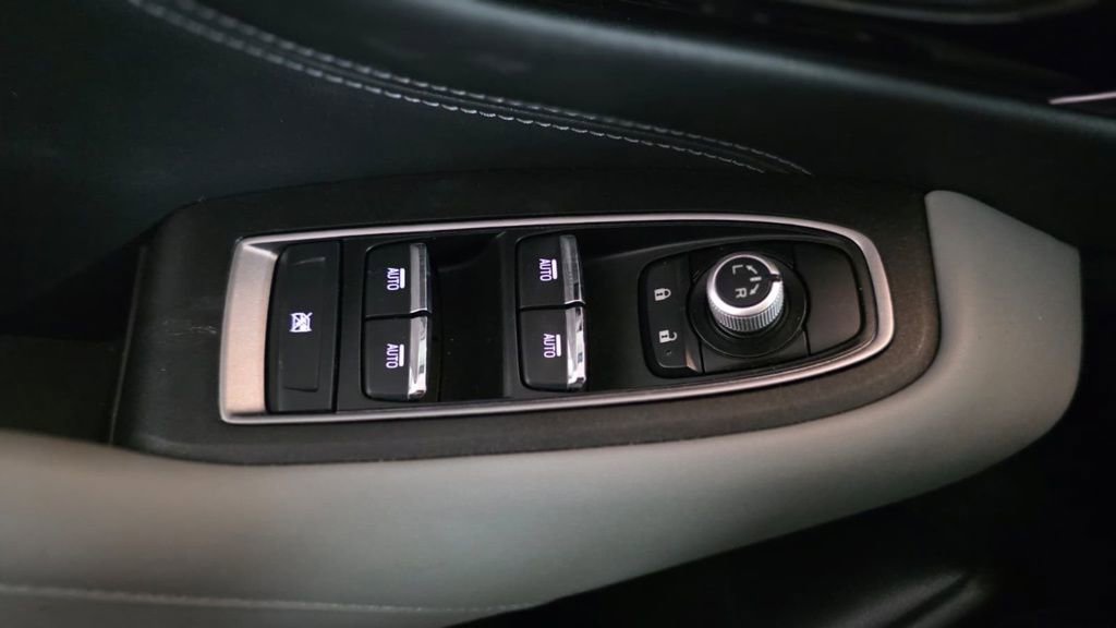 Used 2023 Subaru Outback Limited image 24