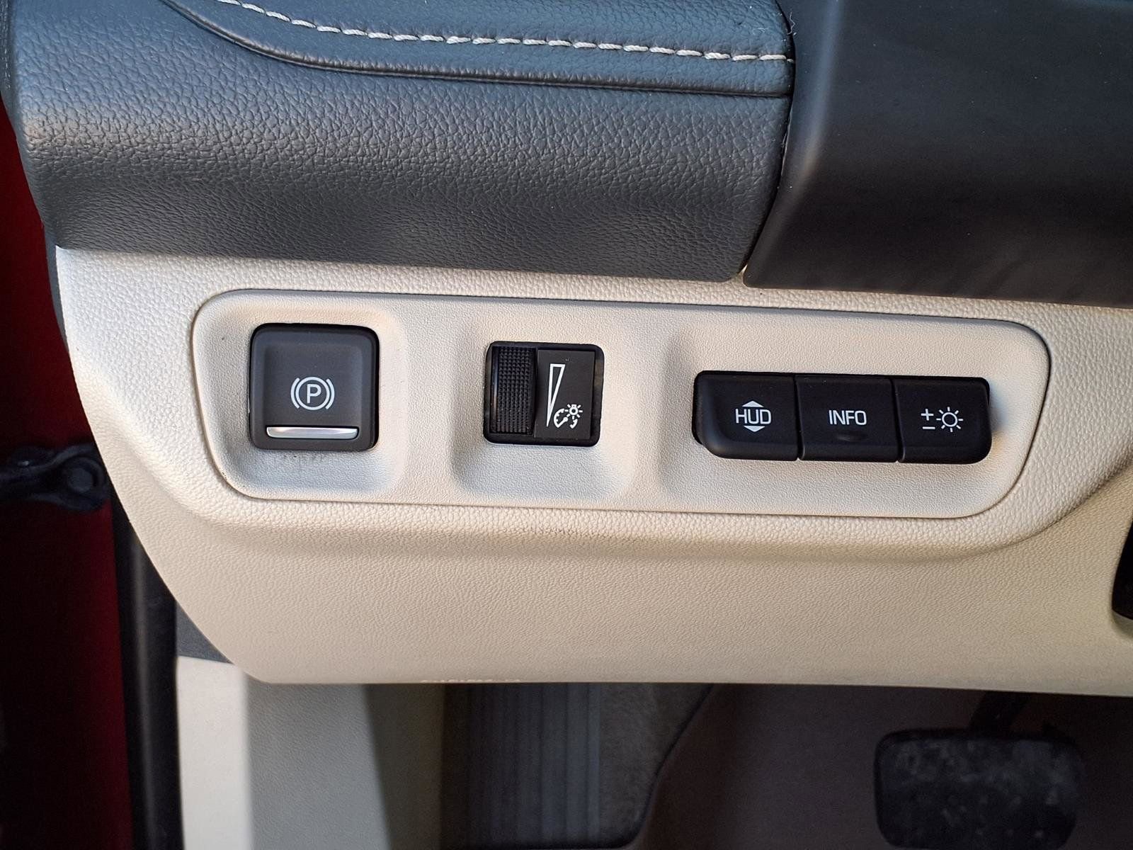 Used 2023 GMC Acadia Denali w/ Denali Ultimate Package image 25