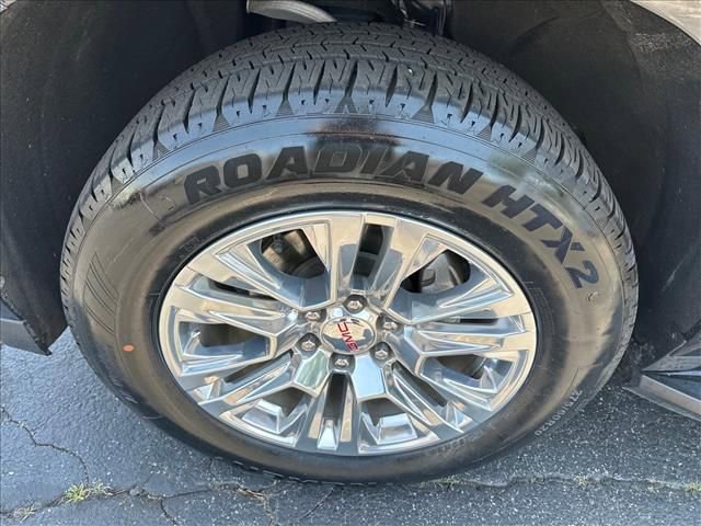 Certified 2024 GMC Yukon Denali AWD/4WD image 38