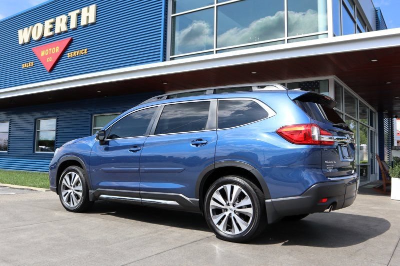 Used 2022 Subaru Ascent Limited w/ Technology Package AWD/4WD image 5