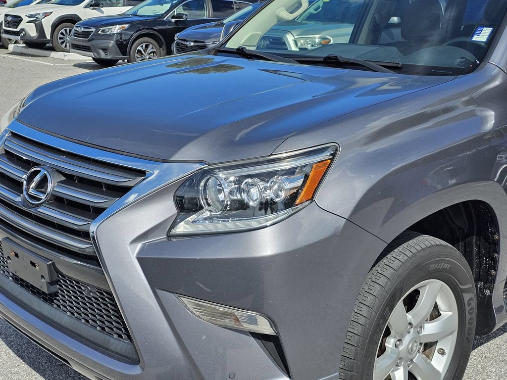 Used 2017 Lexus GX 460 w/ Navigation Package AWD/4WD image 6