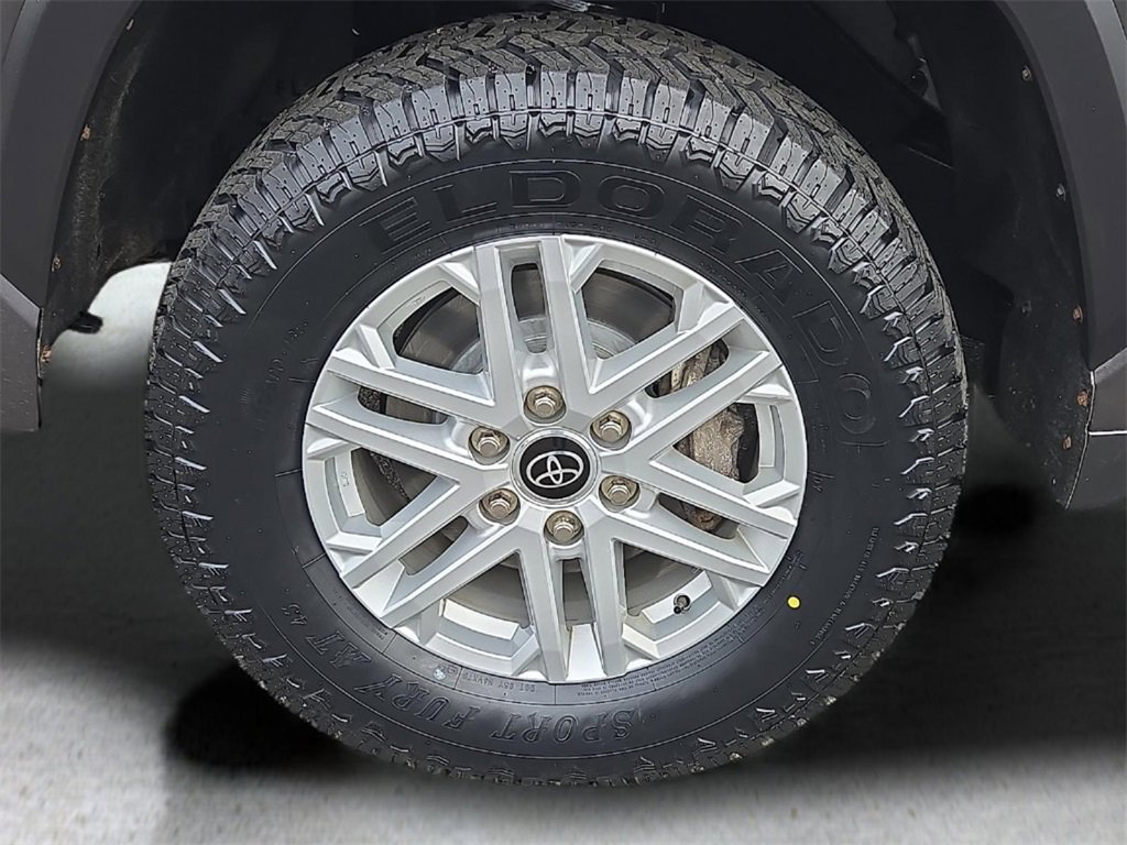 Used 2022 Toyota Tundra SR5 image 8