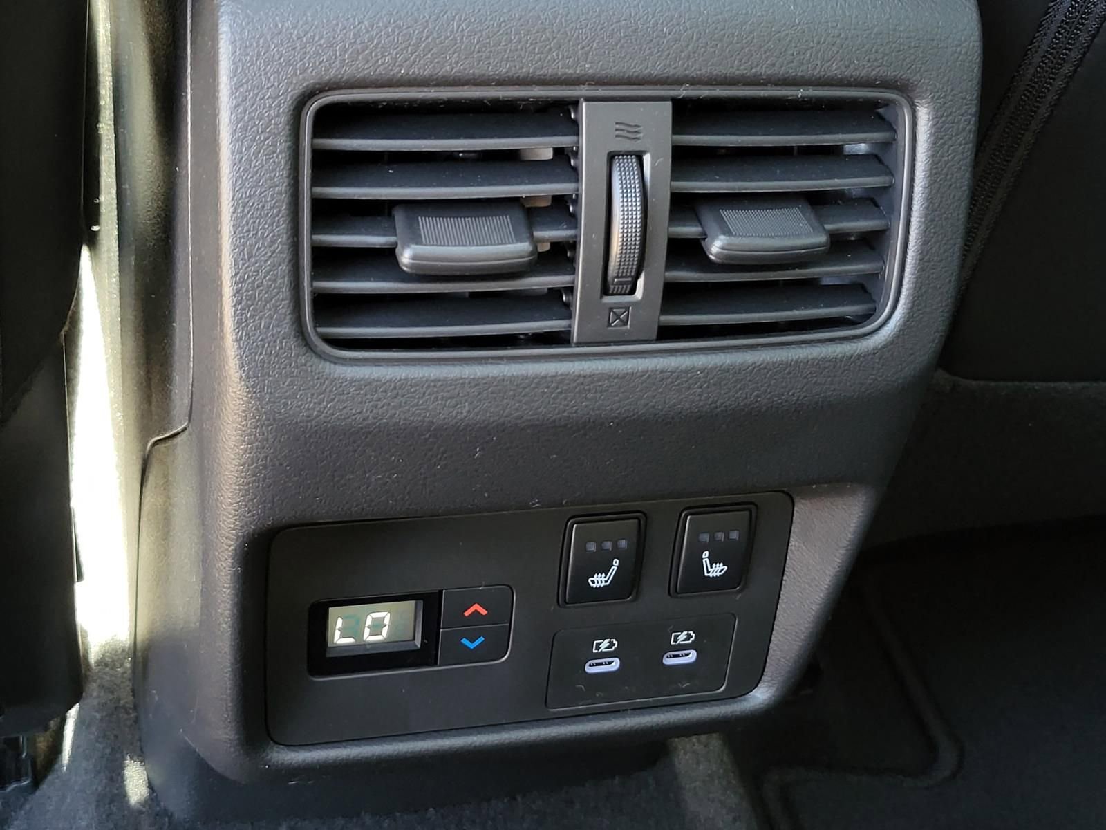 New 2026 Nissan Rogue Platinum image 19