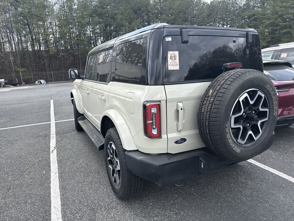 Used 2025 Ford Bronco Outer Banks image 14