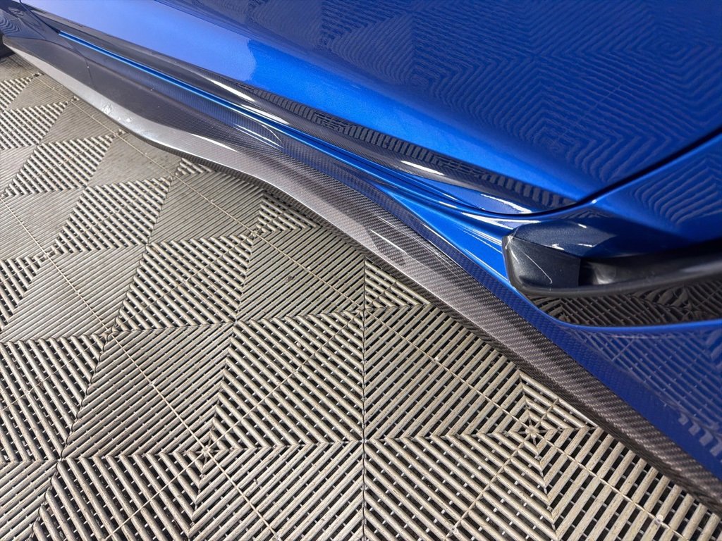 Used 2015 Chevrolet Corvette Z06 w/ 3LZ Preferred Equipment Group image 10