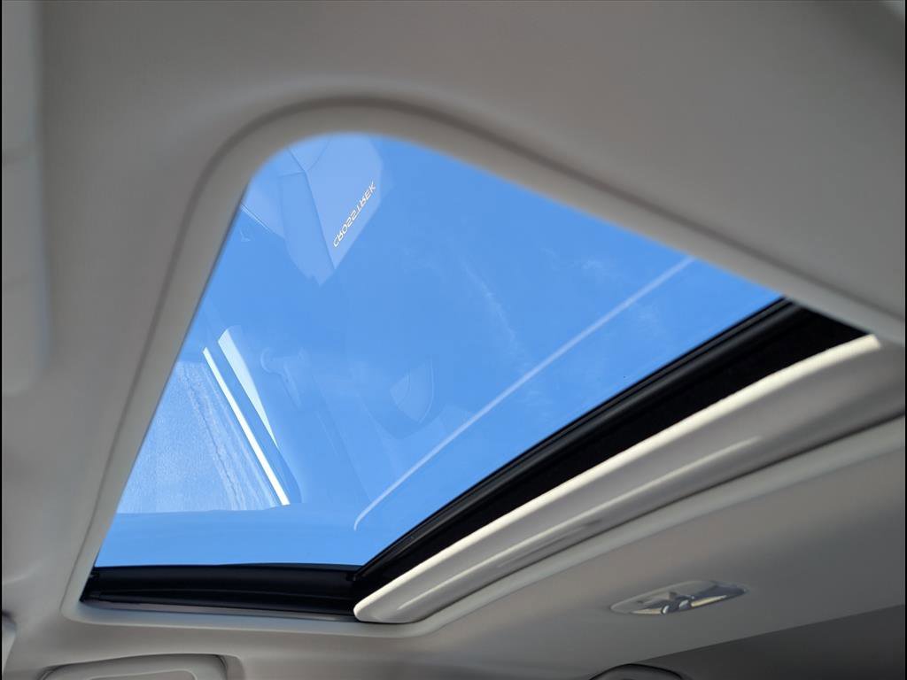 Used 2022 Subaru Crosstrek 2.5i Sport w/ Moonroof Package image 13