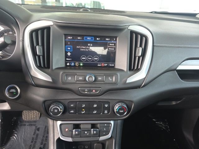 Used 2024 GMC Terrain SLE w/ Elevation Edition image 26