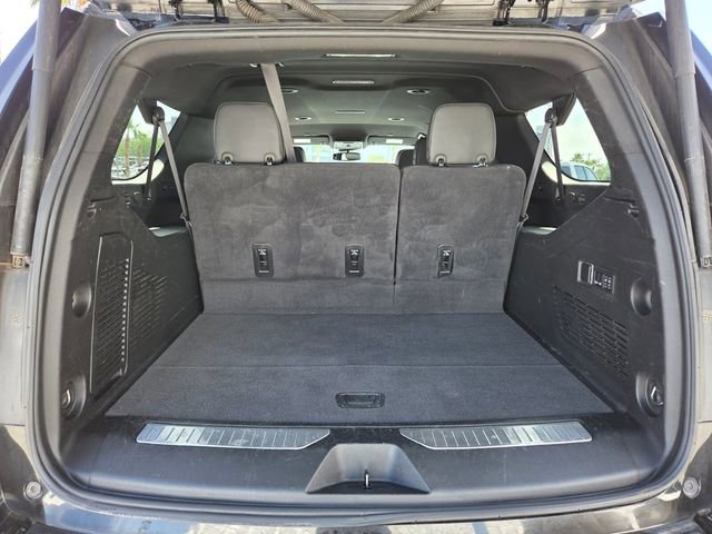 Used 2024 Chevrolet Suburban Premier AWD/4WD image 14