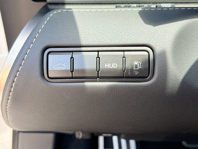 Used 2021 Lexus LC 500 Convertible w/ Touring Package RWD image 43