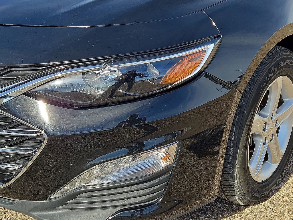 Used 2023 Chevrolet Malibu LT image 9