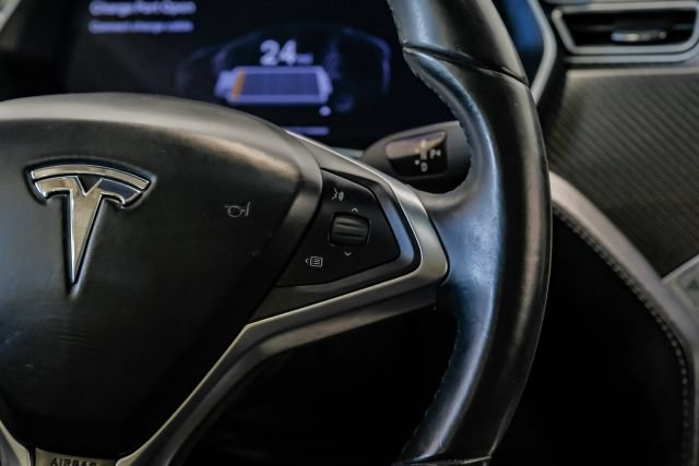 Used 2016 Tesla Model X 90D AWD/4WD image 26