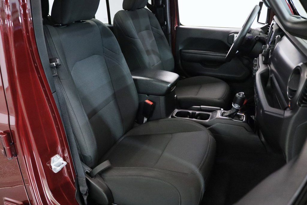 Used 2021 Jeep Wrangler Unlimited Sport image 13