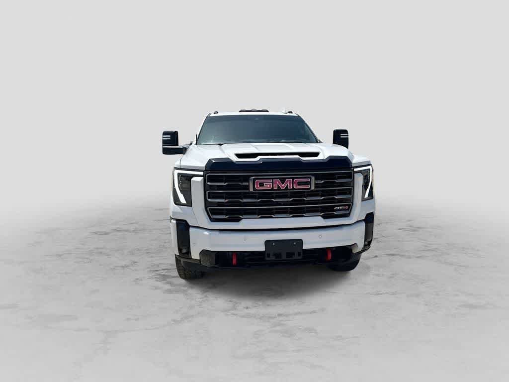 Used 2025 GMC Sierra 2500 AT4 w/ AT4 Premium Plus Package AWD/4WD video 3