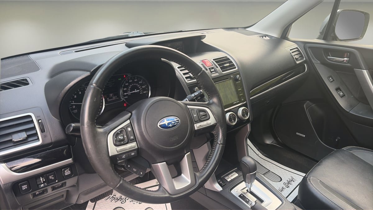 Used 2017 Subaru Forester 2.5i Limited AWD/4WD image 12