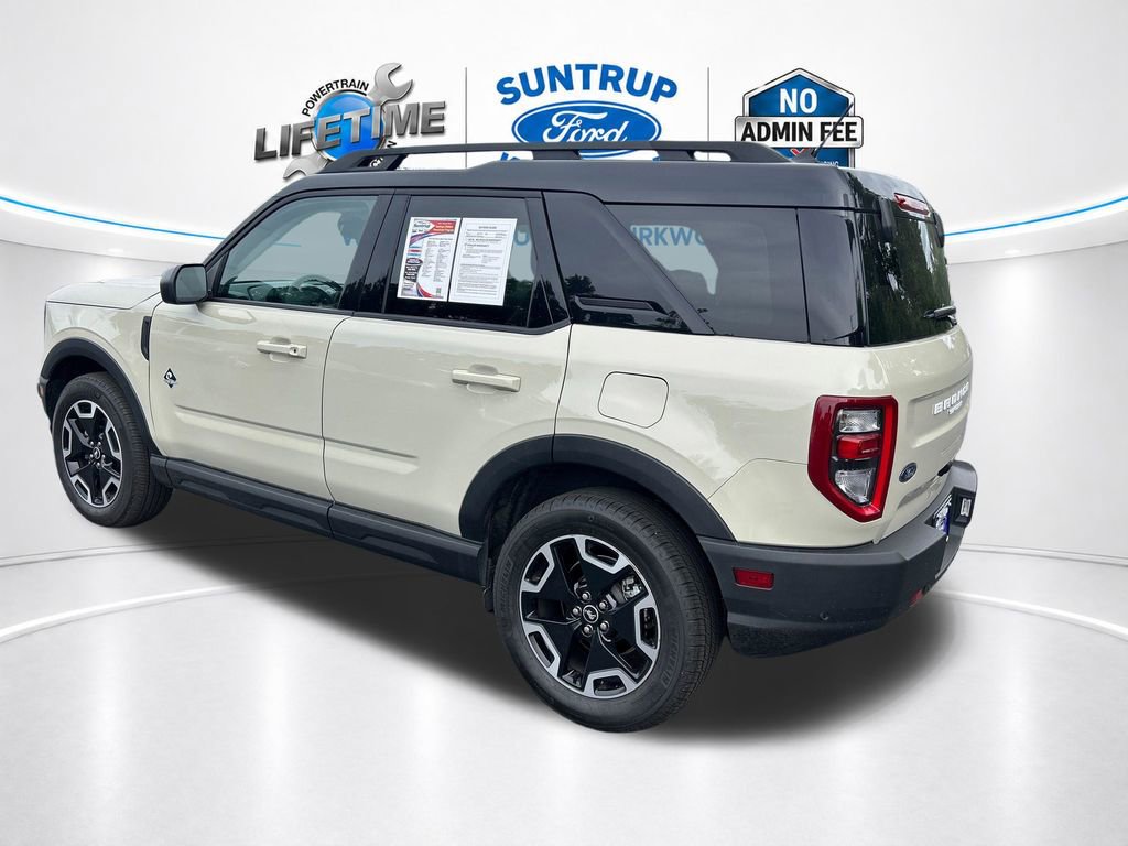 Used 2024 Ford Bronco Sport Outer Banks w/ Tech Package AWD/4WD image 3