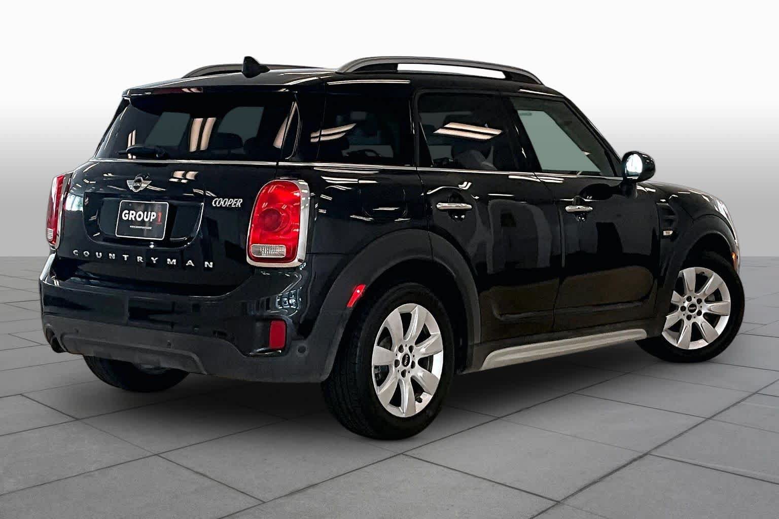 Used 2018 MINI Cooper Countryman FWD image 12