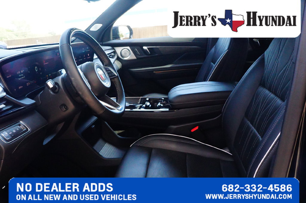 Used 2025 Buick Enclave Avenir w/ Super Cruise Package FWD image 21