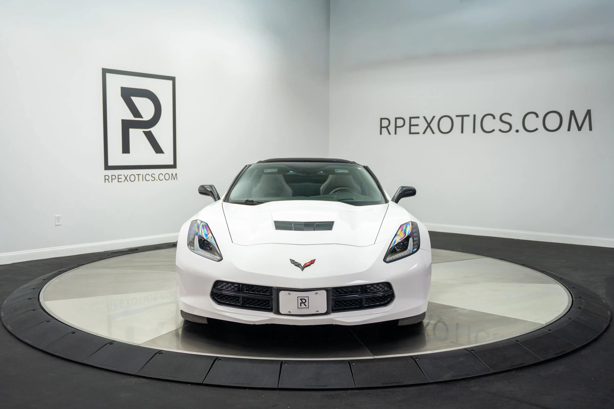 Used 2016 Chevrolet Corvette Stingray Coupe w/ 3LT Preferred Equipment Group image 13