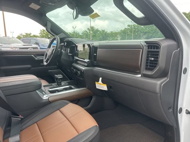 New 2026 Chevrolet Silverado 1500 High Country w/ Z71 Off-Road Package AWD/4WD image 34