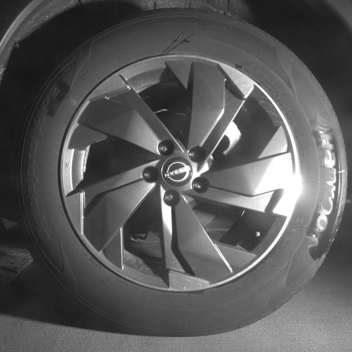 Used 2025 Nissan Rogue SV AWD/4WD image 14