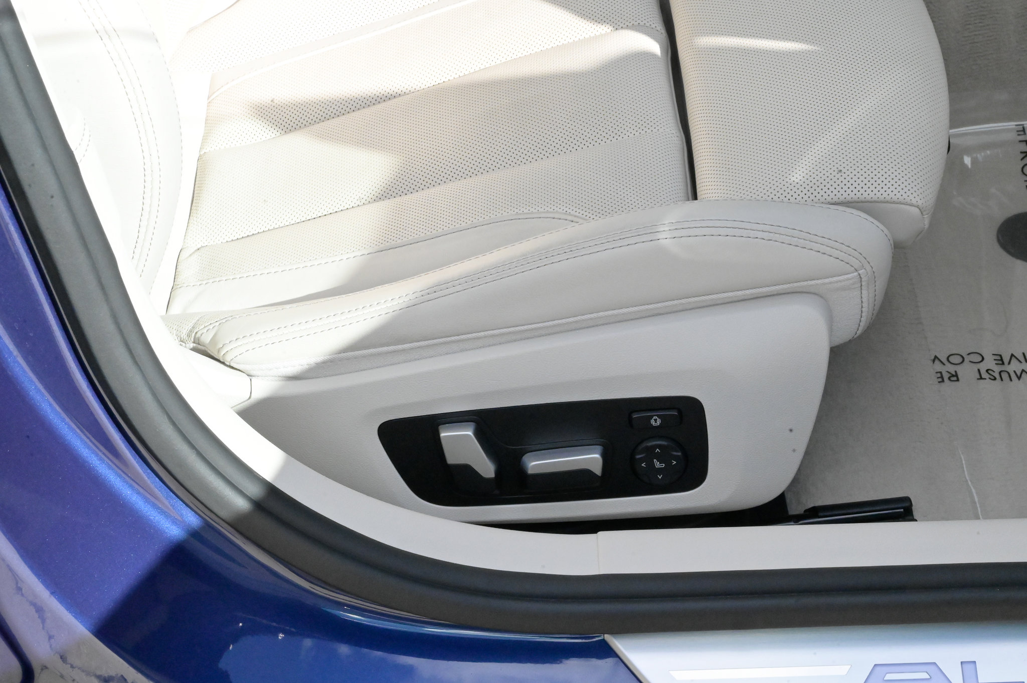 Used 2022 BMW ALPINA B8 xDrive Gran Coupe w/ Driving Assistance Package 2 image 57