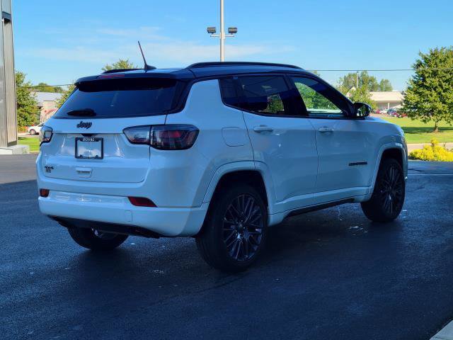 Used 2023 Jeep Compass High Altitude AWD/4WD image 3