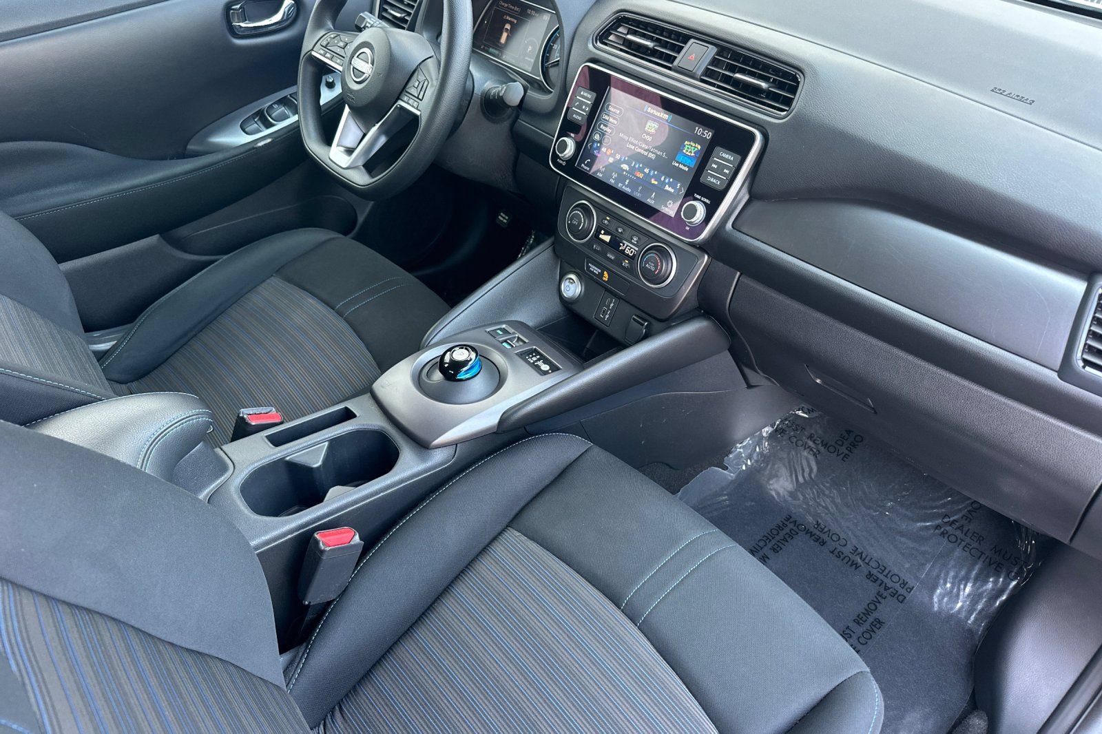 Certified 2025 Nissan Leaf S FWD image 18
