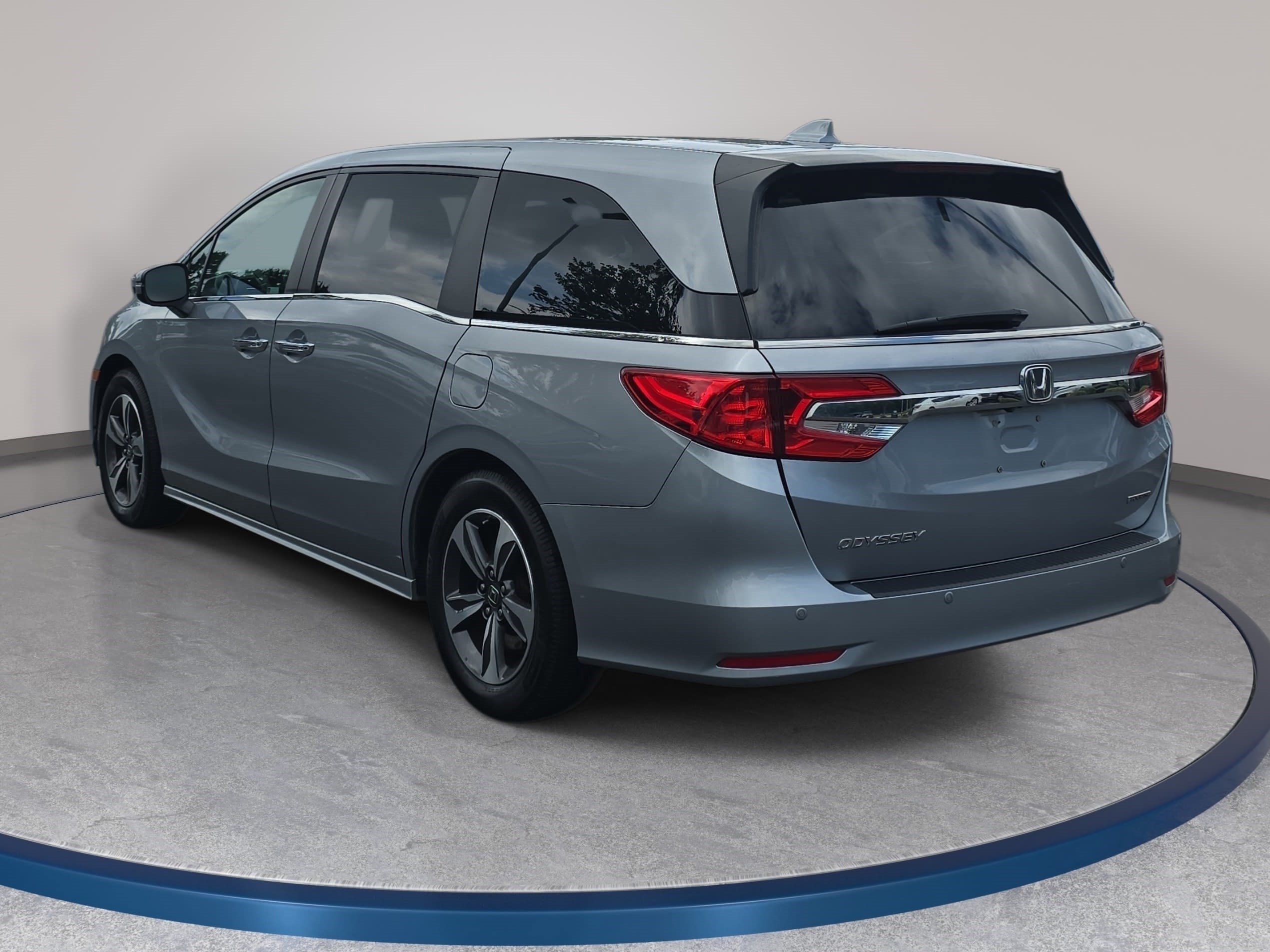 Used 2019 Honda Odyssey Touring image 7
