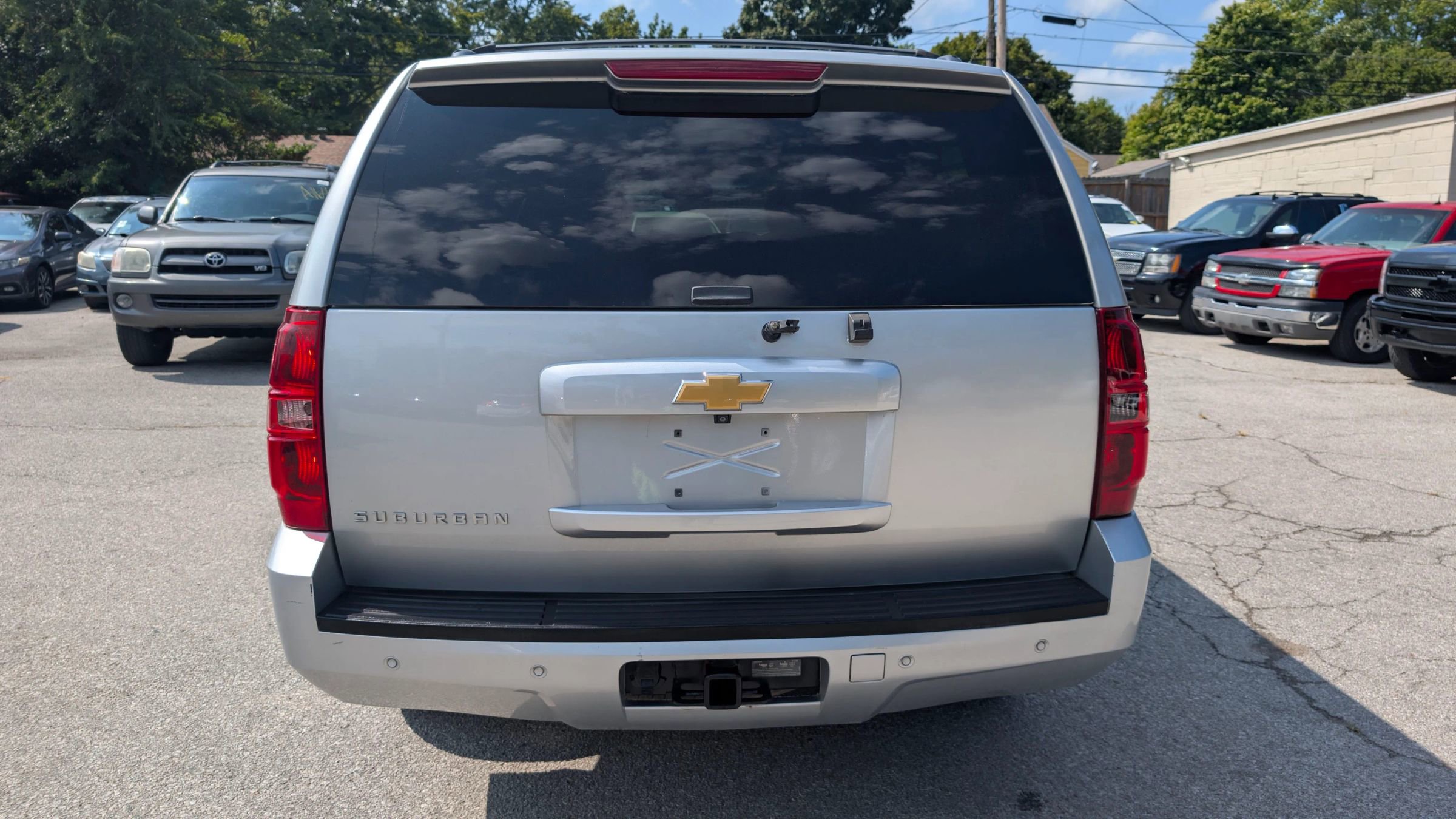 Used 2013 Chevrolet Suburban LS w/ Convenience Package 1 image 4