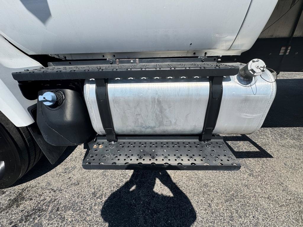 Used 2021 Ford F750 2WD Regular Cab Super Duty image 28