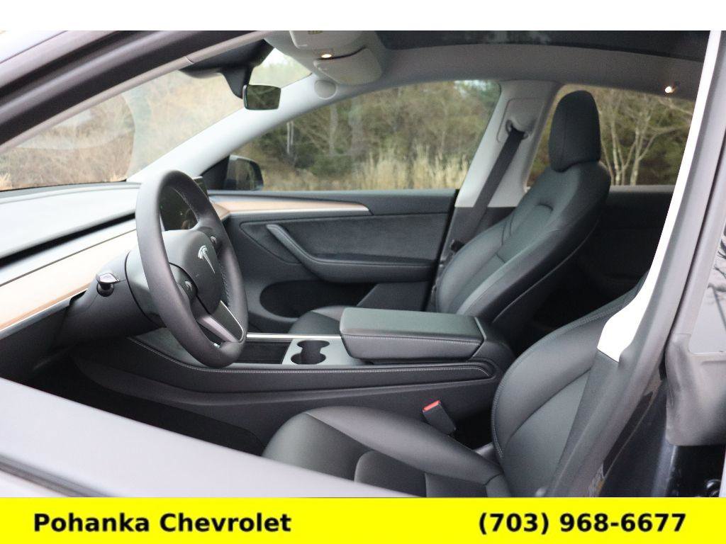 Used 2024 Tesla Model Y Performance image 17