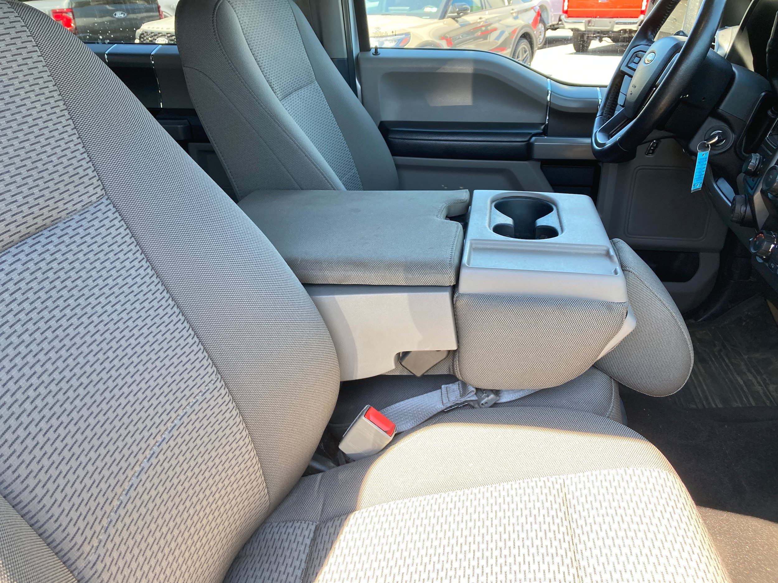 Used 2019 Ford F150 XLT w/ Equipment Group 302A Luxury AWD/4WD image 16