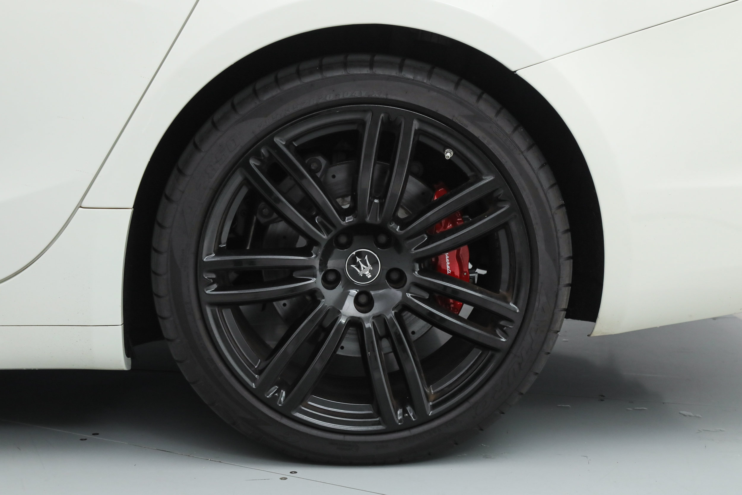 Certified 2023 Maserati Ghibli Modena RWD image 20