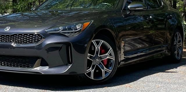 Used 2019 Kia Stinger GT image 2